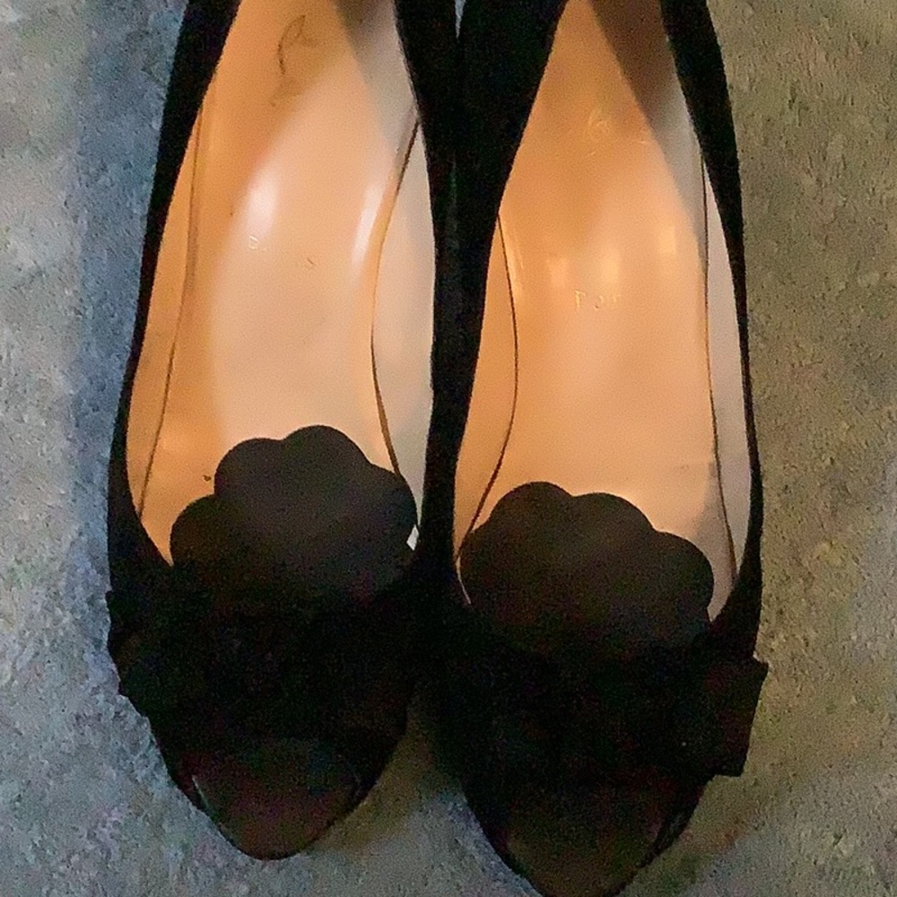 Elegant Black Women's Shoes